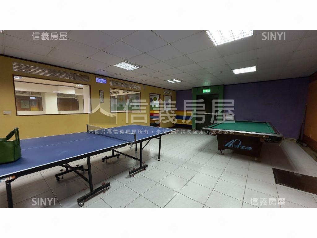景美庭園樂活車庫一樓房屋室內格局與周邊環境