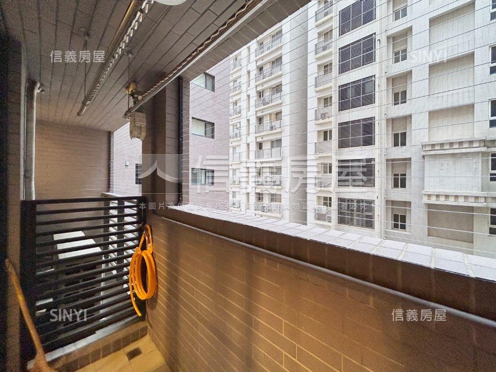 ＳＫＹ１溫馨平車兩房房屋室內格局與周邊環境