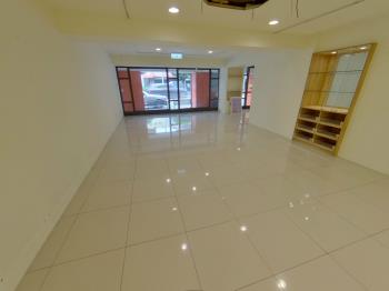 知名租方捷運雙店面透天