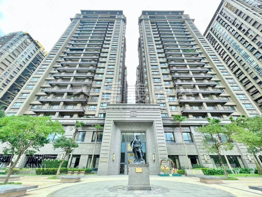 遠雄翡冷翠柱邊Ｂ３寬車位房屋室內格局與周邊環境