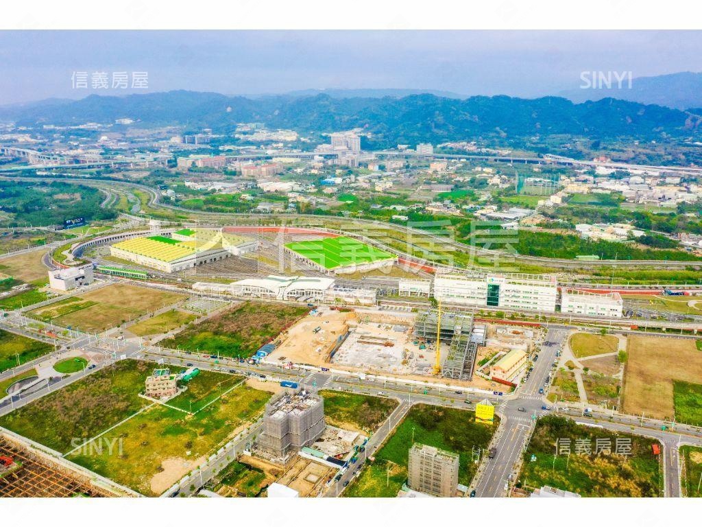 １１期三房近８２３公園讚房屋室內格局與周邊環境