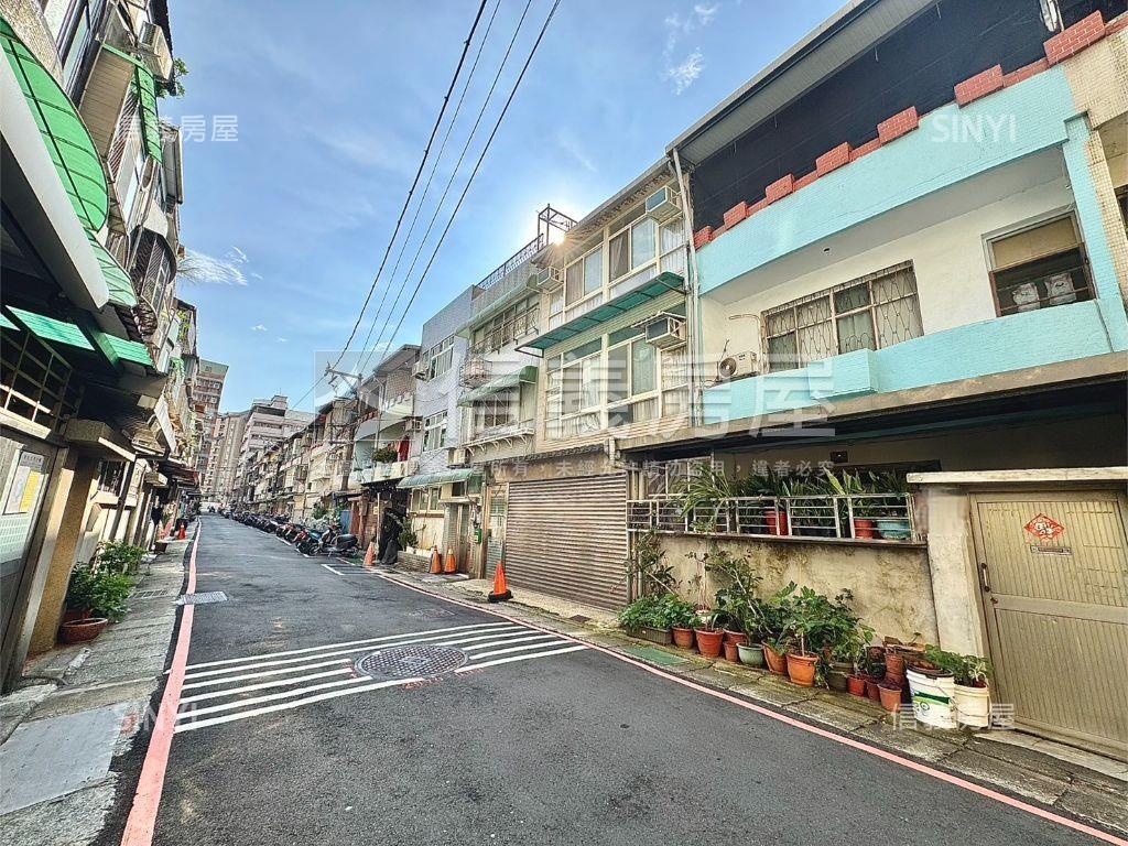 淡水市區稀有透天釋出房屋室內格局與周邊環境