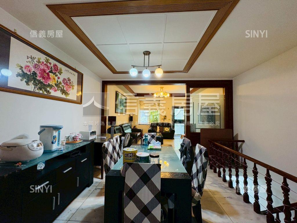 首購體育園生活圈邊間透天房屋室內格局與周邊環境