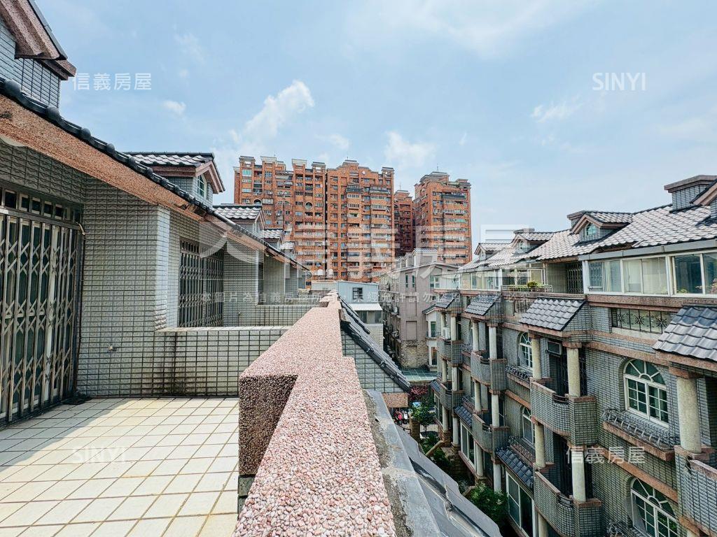 首購體育園生活圈邊間透天房屋室內格局與周邊環境