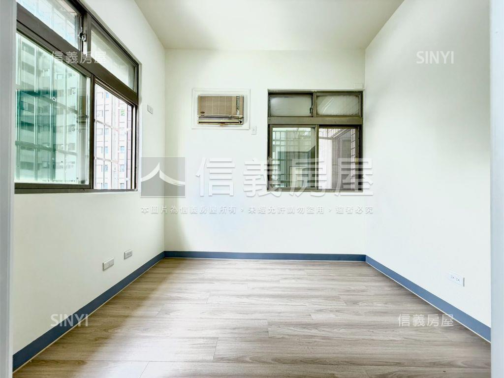 河堤Ｘ裕誠商圈大三房車位房屋室內格局與周邊環境