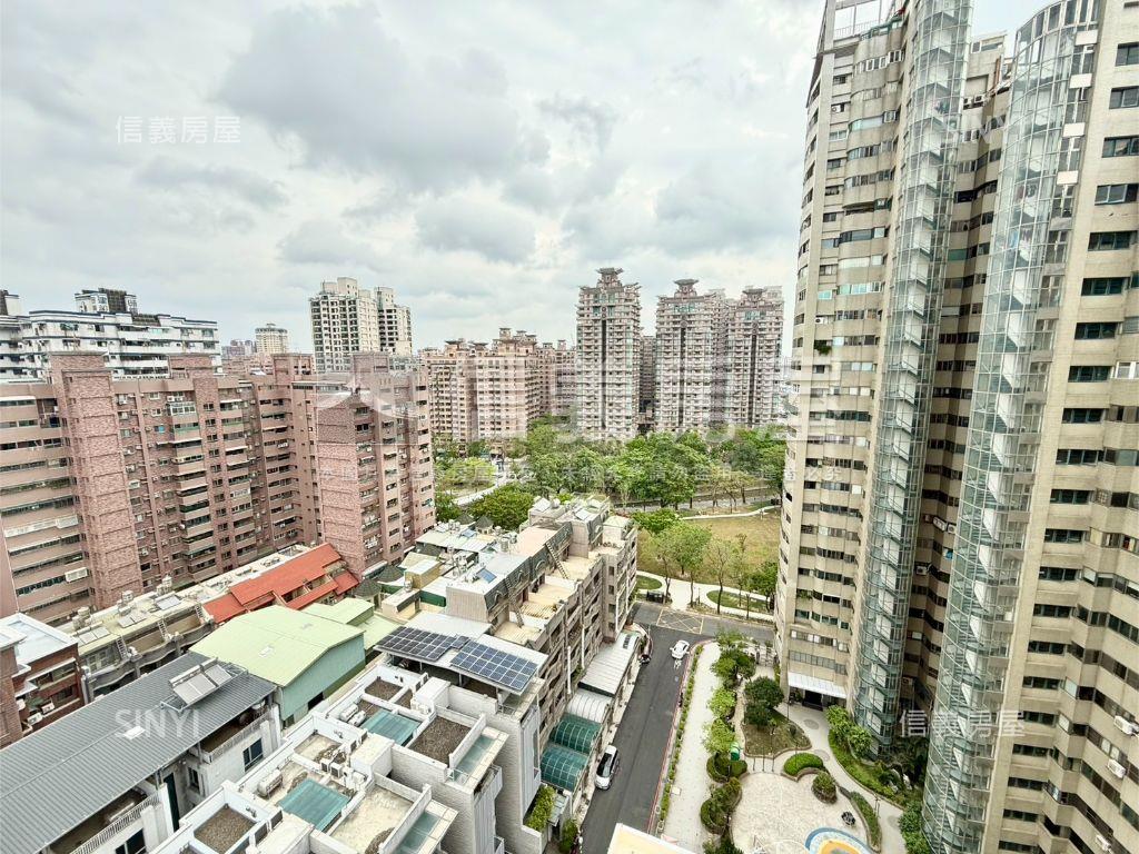 河堤Ｘ裕誠商圈大三房車位房屋室內格局與周邊環境