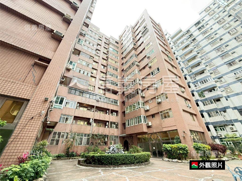 河堤Ｘ裕誠商圈大三房車位房屋室內格局與周邊環境