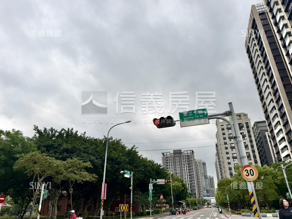 江翠捷運～百仕園三房車位房屋室內格局與周邊環境