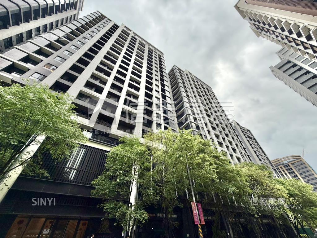 江翠捷運～百仕園三房車位房屋室內格局與周邊環境