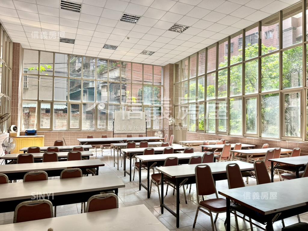 江翠捷運～百仕園三房車位房屋室內格局與周邊環境