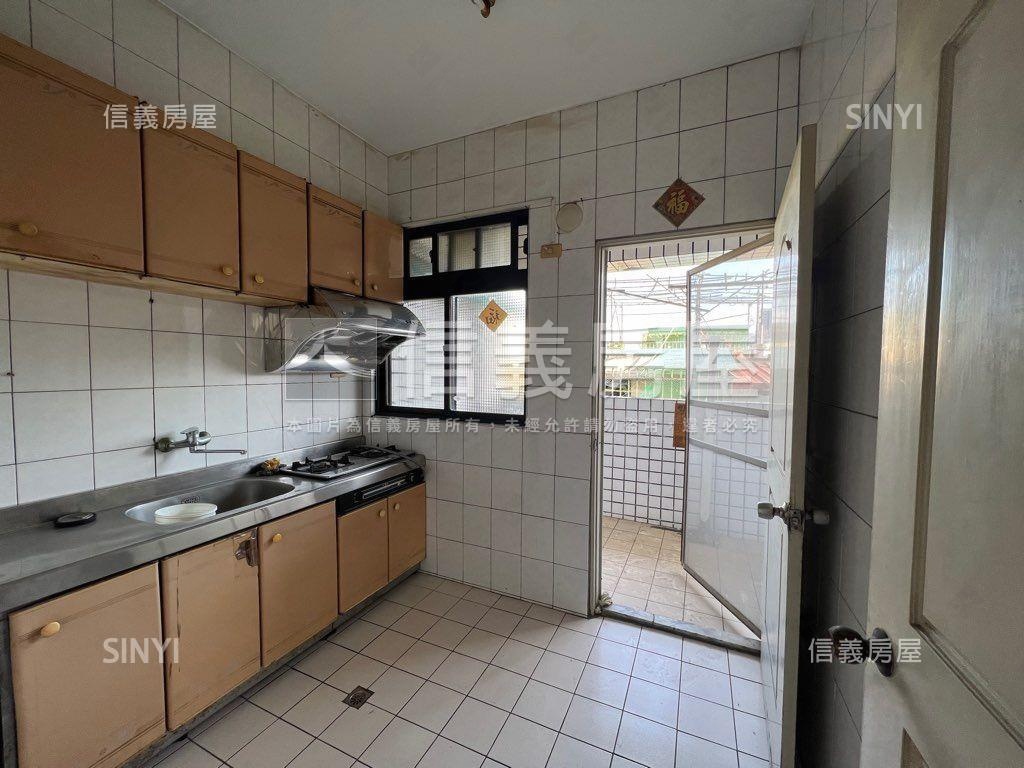 ★新接裕民街電梯三房★房屋室內格局與周邊環境