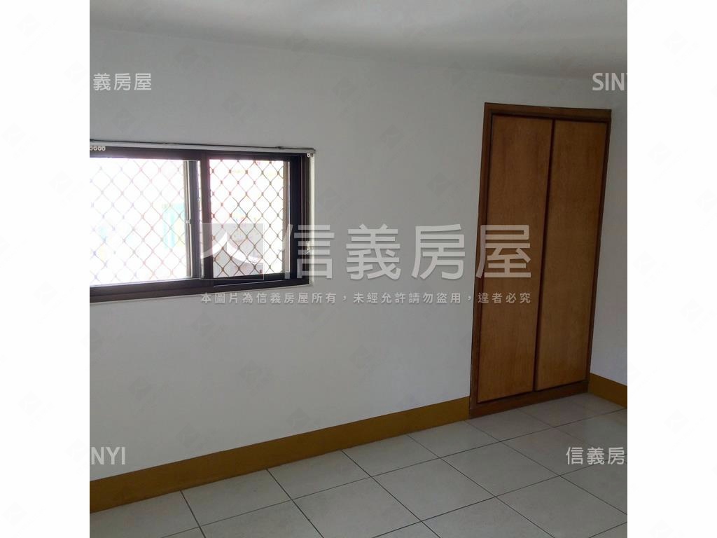 尚仁街大面寬金店房屋室內格局與周邊環境