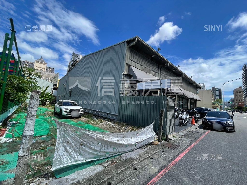 近三鐵共構Ｘ正路上土地房屋室內格局與周邊環境