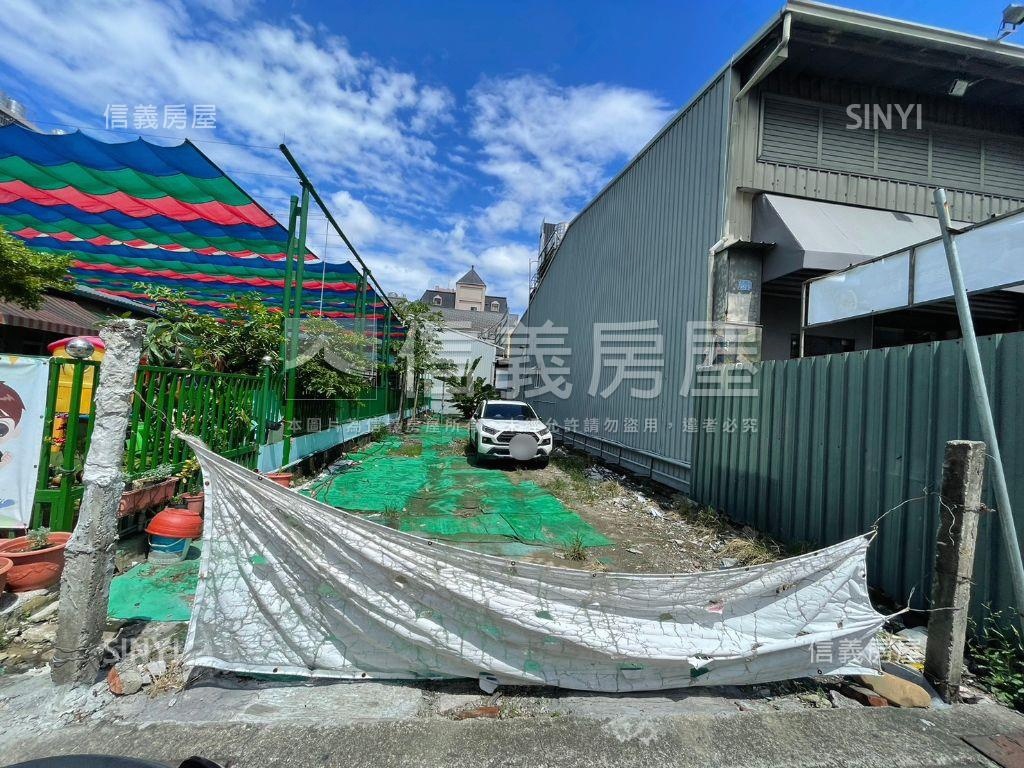 近三鐵共構Ｘ正路上土地房屋室內格局與周邊環境