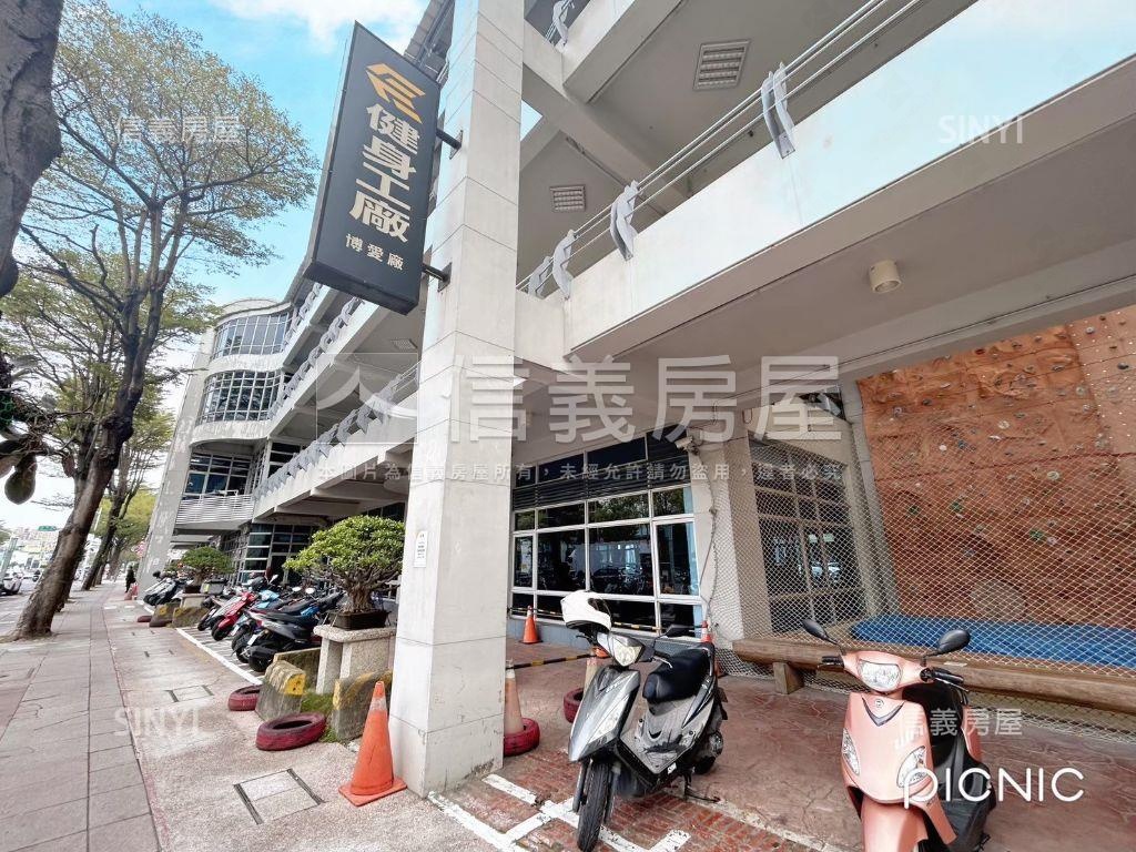 近三鐵共構Ｘ正路上土地房屋室內格局與周邊環境