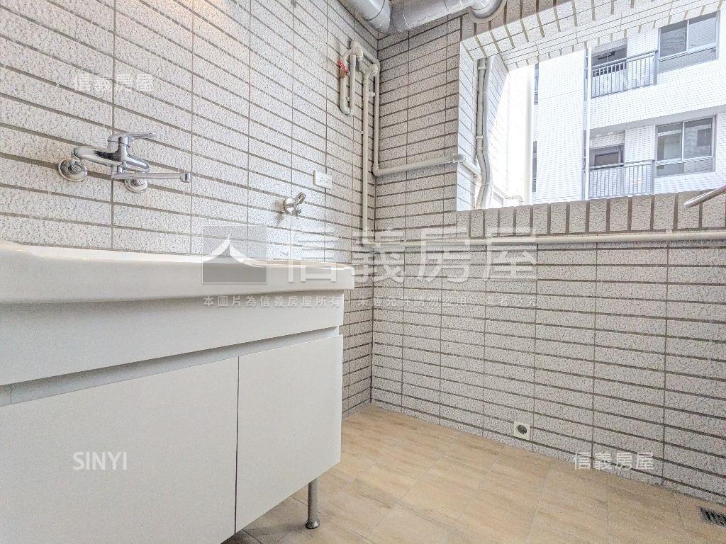 湖濱城高樓兩房平車房屋室內格局與周邊環境