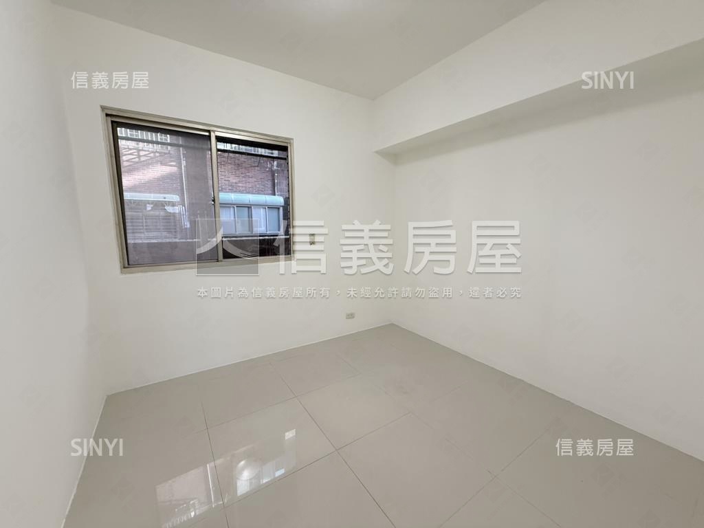 中央名家大三房房屋室內格局與周邊環境