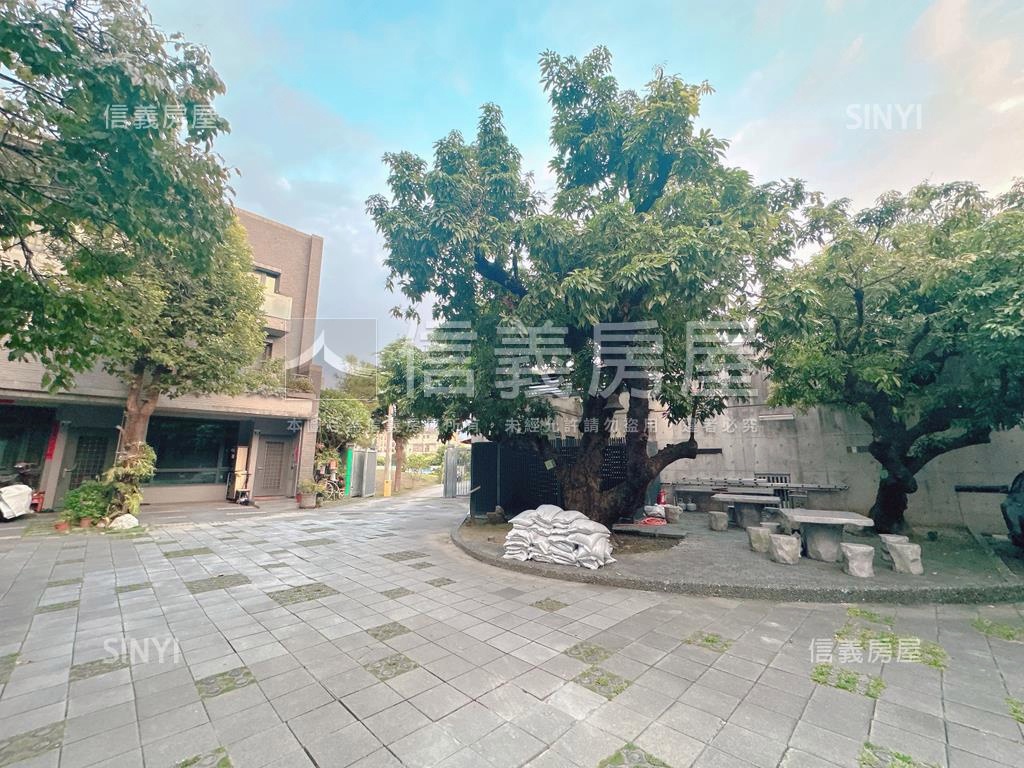 潭子頭家大毅社區別墅房屋室內格局與周邊環境