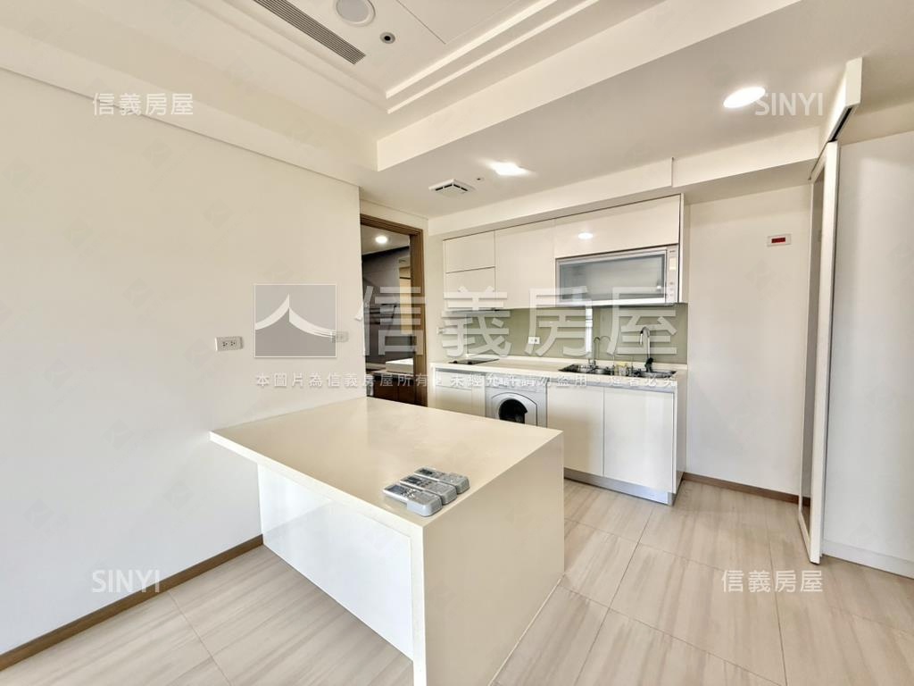 專任［昇陽明］景觀兩房房屋室內格局與周邊環境