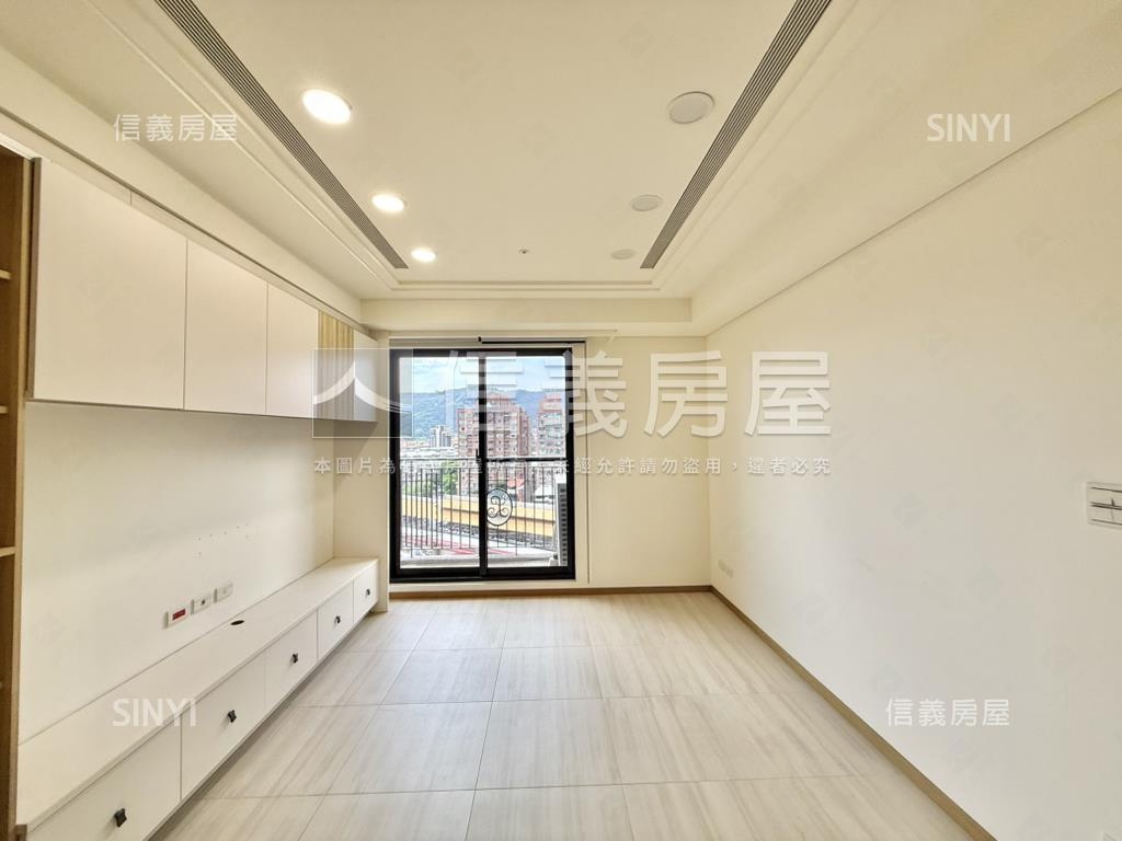 專任［昇陽明］景觀兩房房屋室內格局與周邊環境