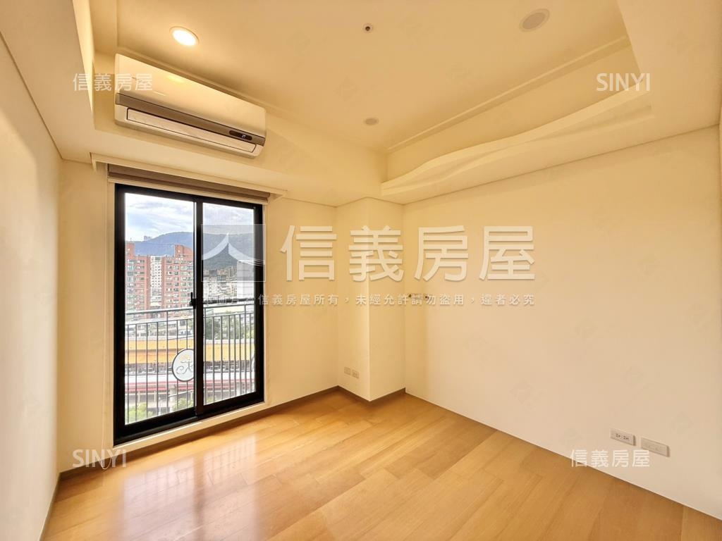 專任［昇陽明］景觀兩房房屋室內格局與周邊環境