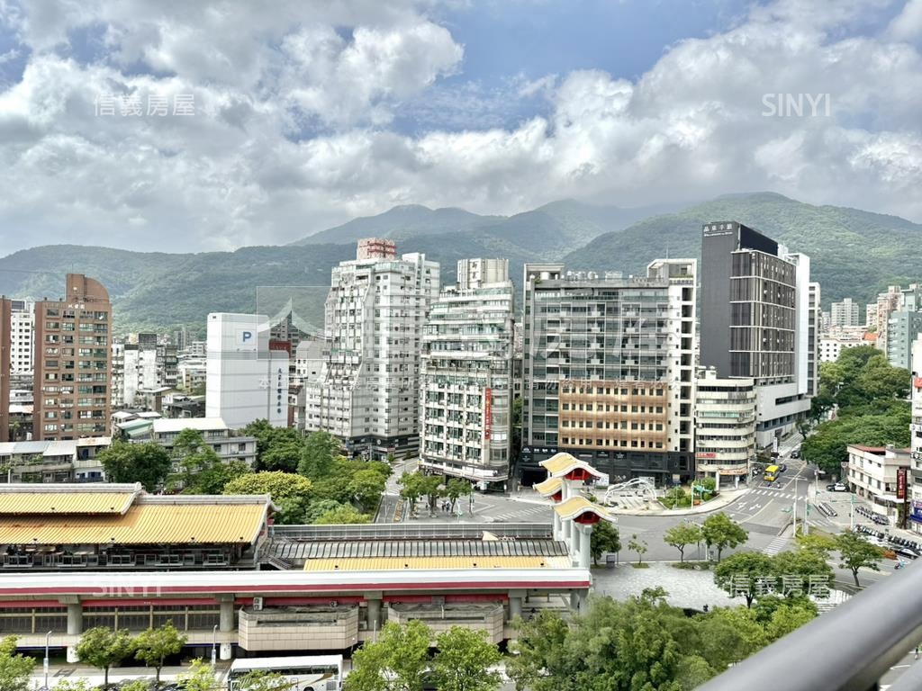 專任［昇陽明］景觀兩房房屋室內格局與周邊環境
