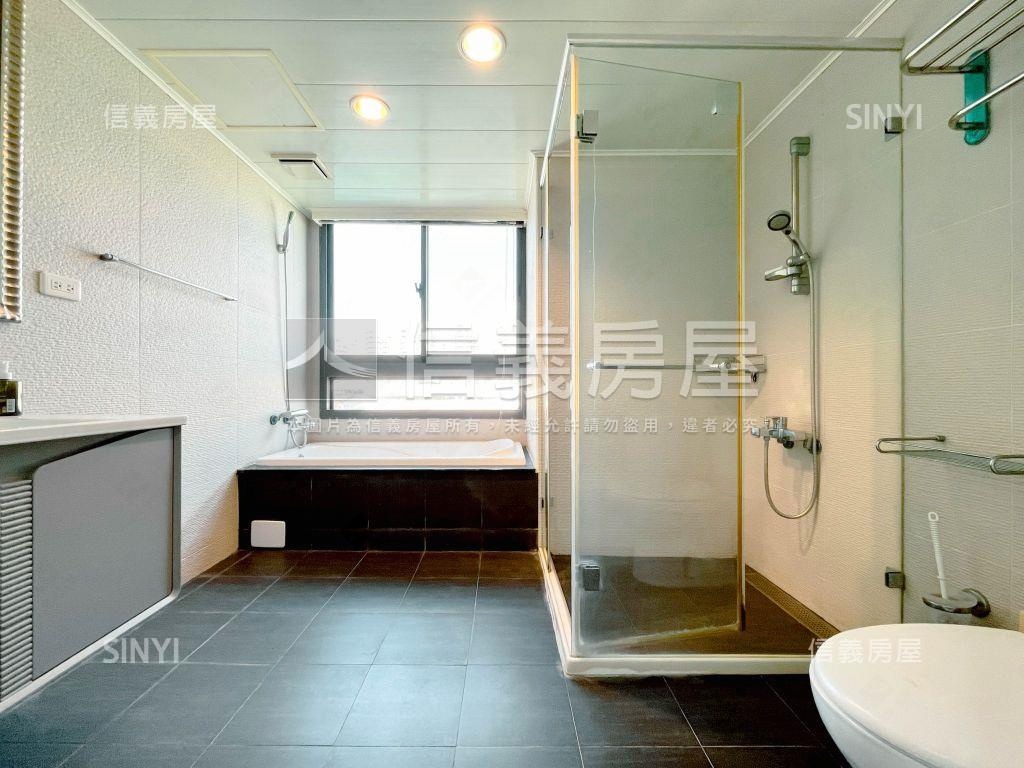 中港首璽裝潢兩房平車美屋房屋室內格局與周邊環境
