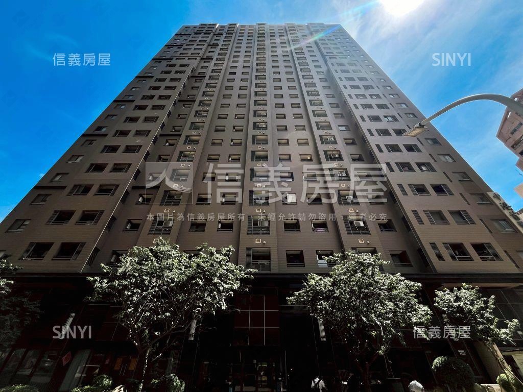 中港首璽裝潢兩房平車美屋房屋室內格局與周邊環境