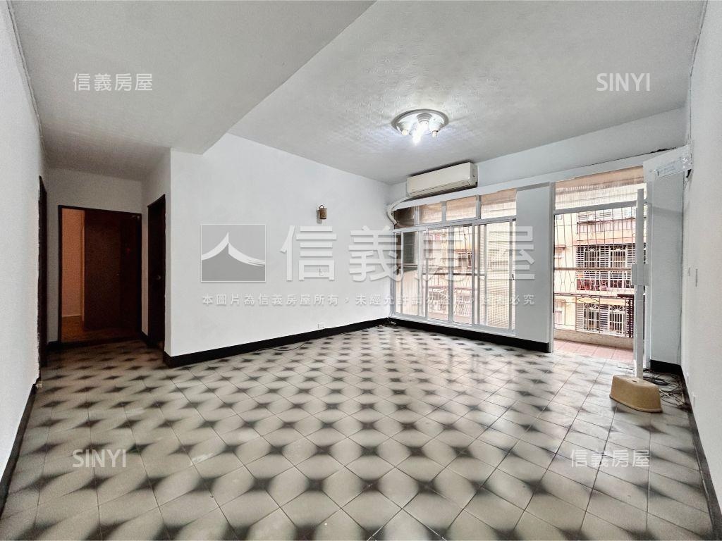 中華路捷運邊間三房公寓房屋室內格局與周邊環境