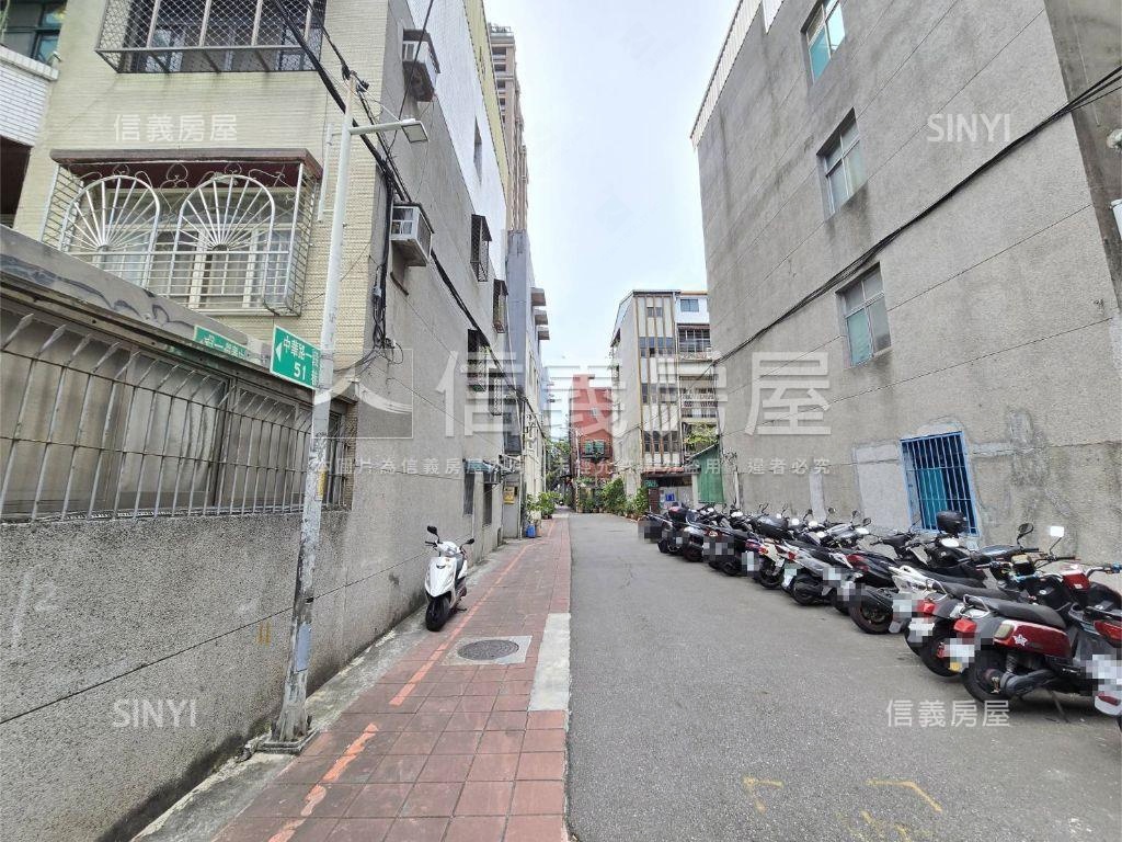 中華路捷運邊間三房公寓房屋室內格局與周邊環境