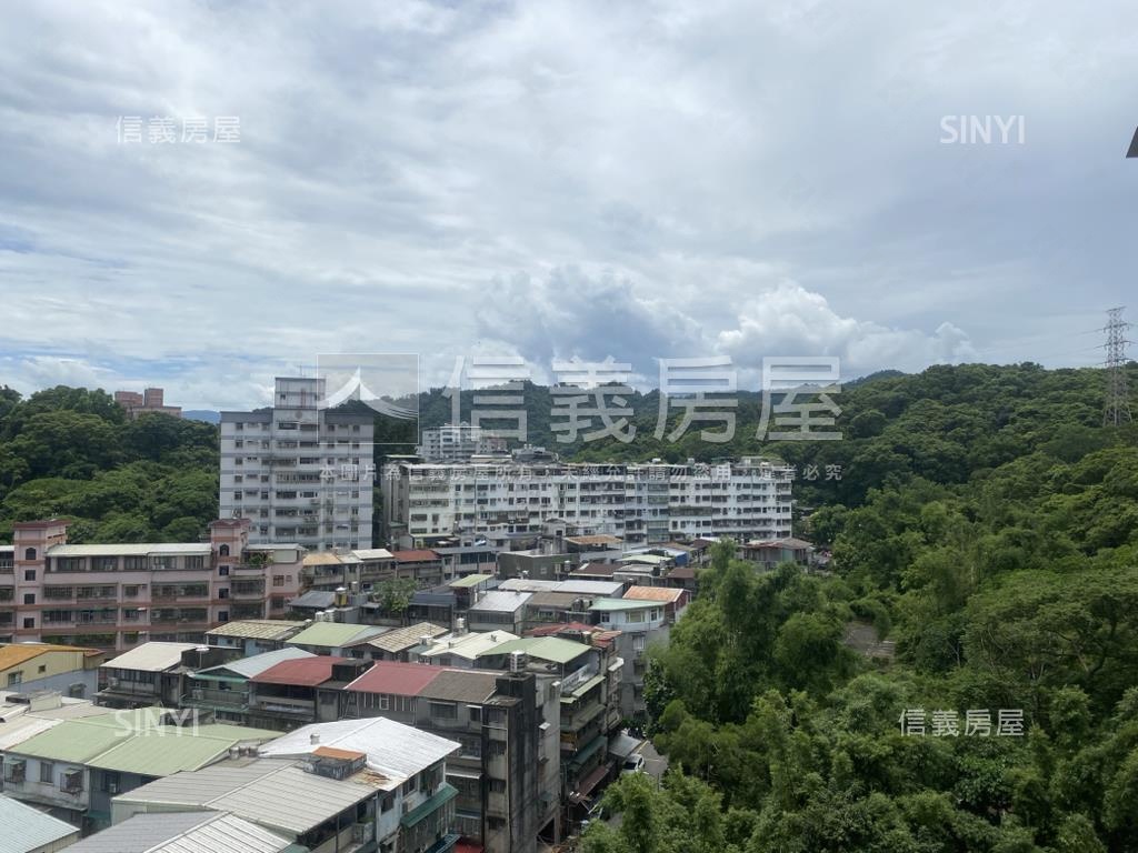 維多利亞★電梯景觀大兩房房屋室內格局與周邊環境