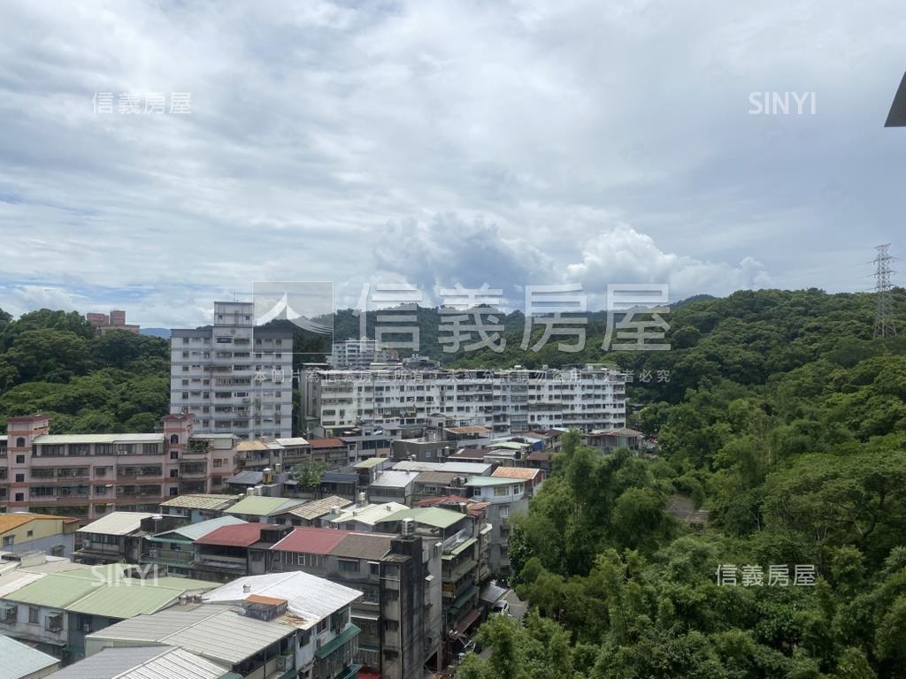 維多利亞★電梯景觀大兩房房屋室內格局與周邊環境