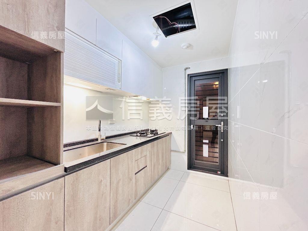 全新青景喆美景三房１０Ｆ房屋室內格局與周邊環境