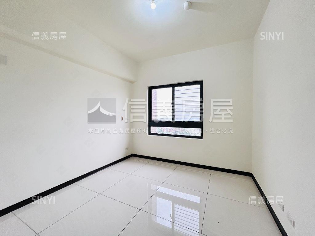 全新青景喆美景三房１０Ｆ房屋室內格局與周邊環境