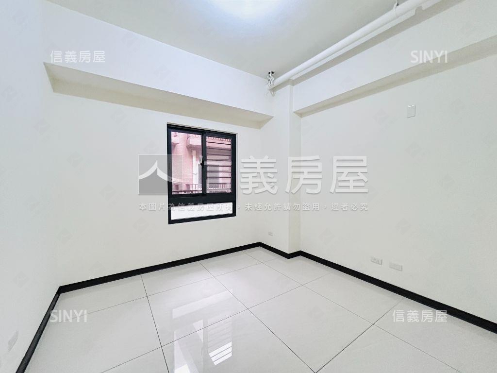 全新青景喆美景三房１０Ｆ房屋室內格局與周邊環境