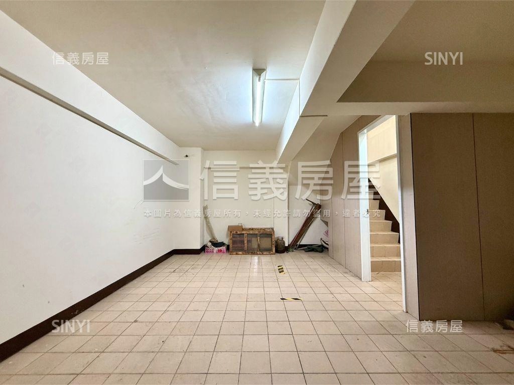 東勇近交流道別墅房屋室內格局與周邊環境