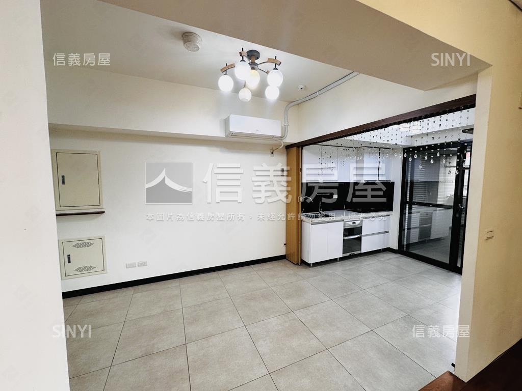 府中贊三房車位房屋室內格局與周邊環境