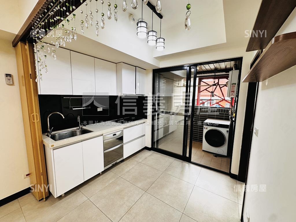 府中贊三房車位房屋室內格局與周邊環境