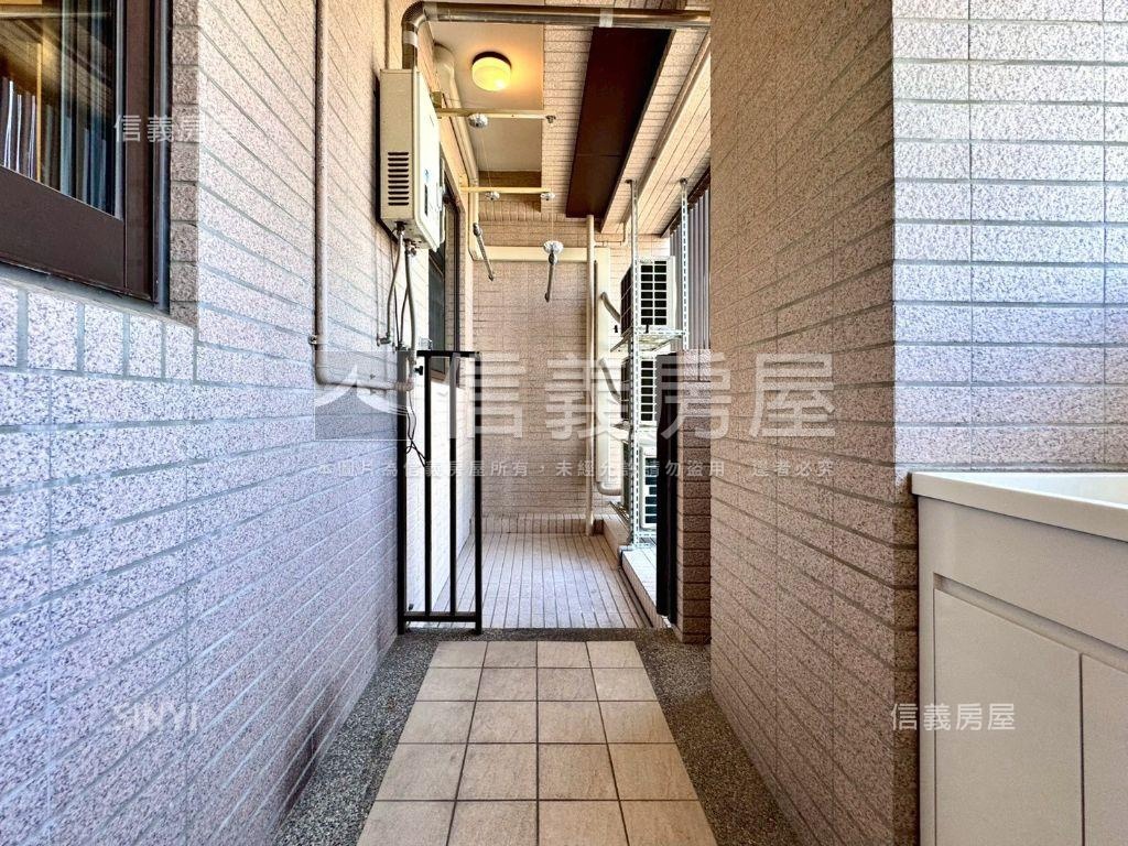 ＧＲＥＥＮ１兩房平車房屋室內格局與周邊環境