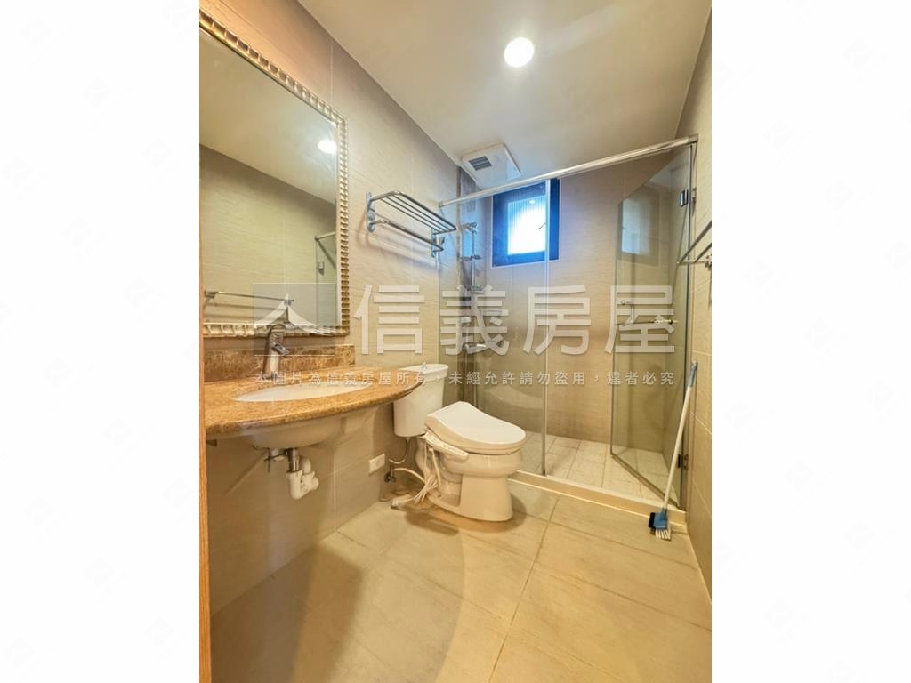 太子１０１。豪邸三房車位房屋室內格局與周邊環境