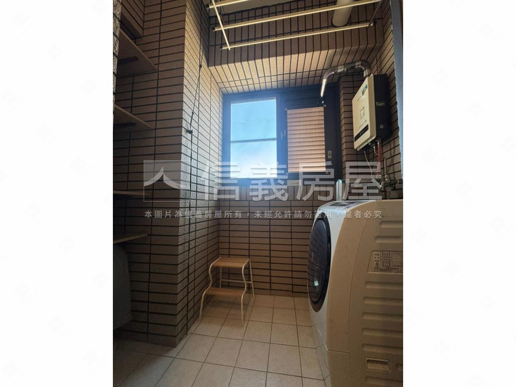 太子１０１。豪邸三房車位房屋室內格局與周邊環境