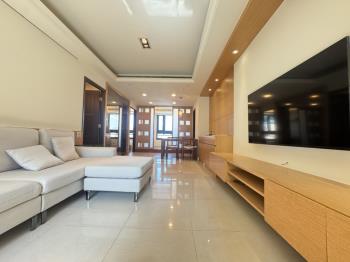 太子１０１。豪邸三房車位