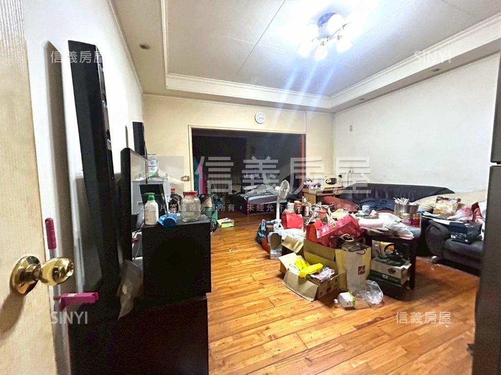 德芳一街臨路孝親透天房屋室內格局與周邊環境
