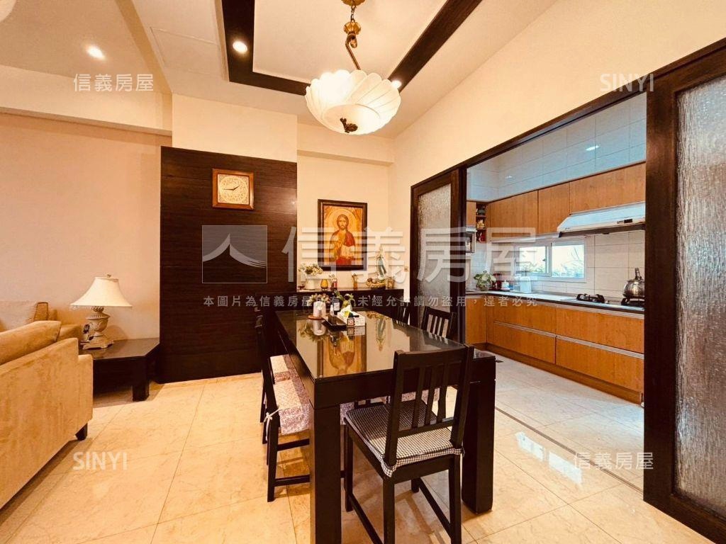 稀有社區型孝親房透天房屋室內格局與周邊環境