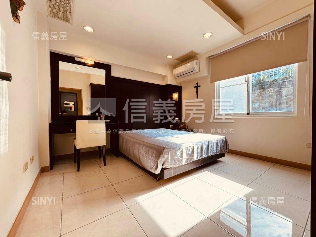 稀有社區型孝親房透天房屋室內格局與周邊環境