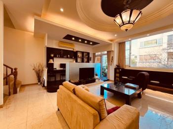 稀有社區型孝親房透天