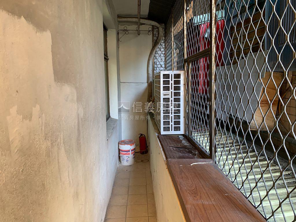 【優質】近新莊國小２樓房屋室內格局與周邊環境