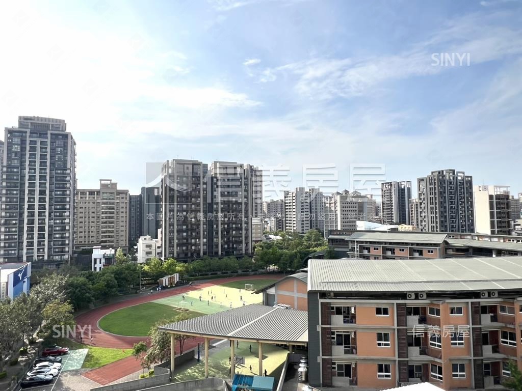 專任高鐵低總價美屋附車位房屋室內格局與周邊環境