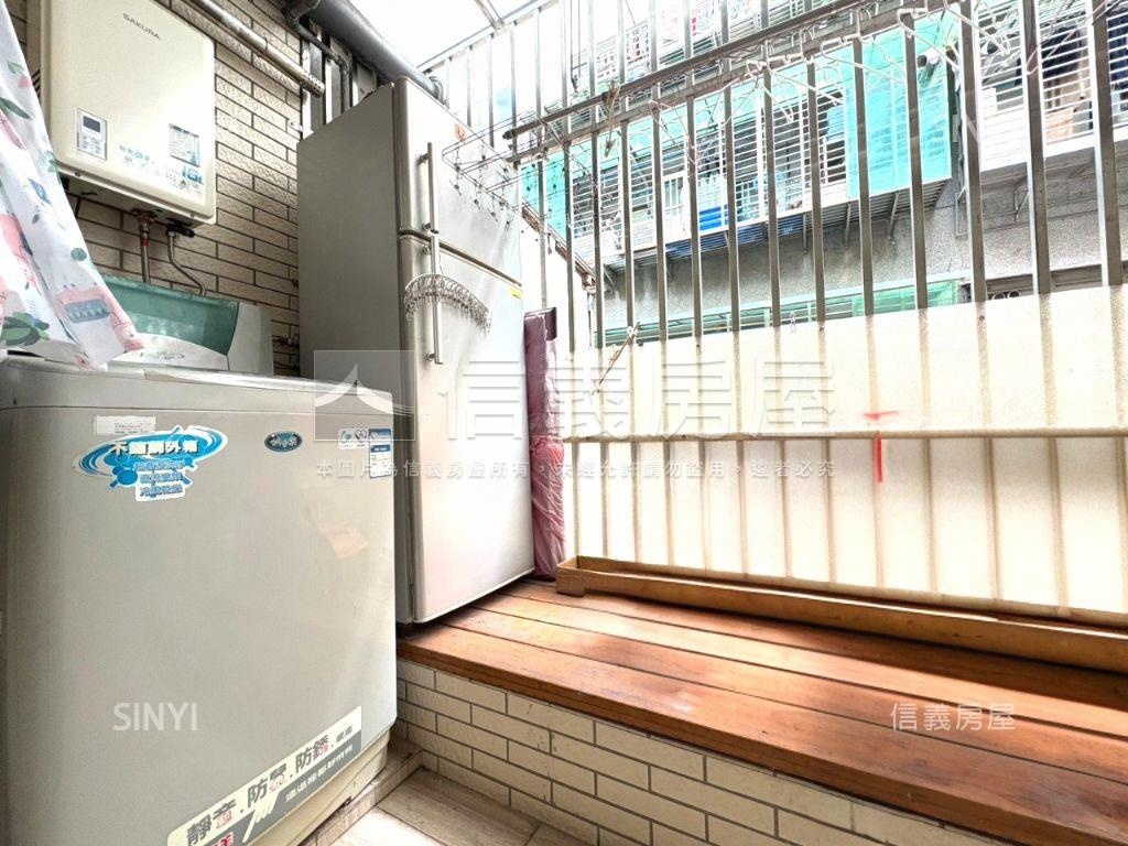 【專任】精緻三樓美宅房屋室內格局與周邊環境