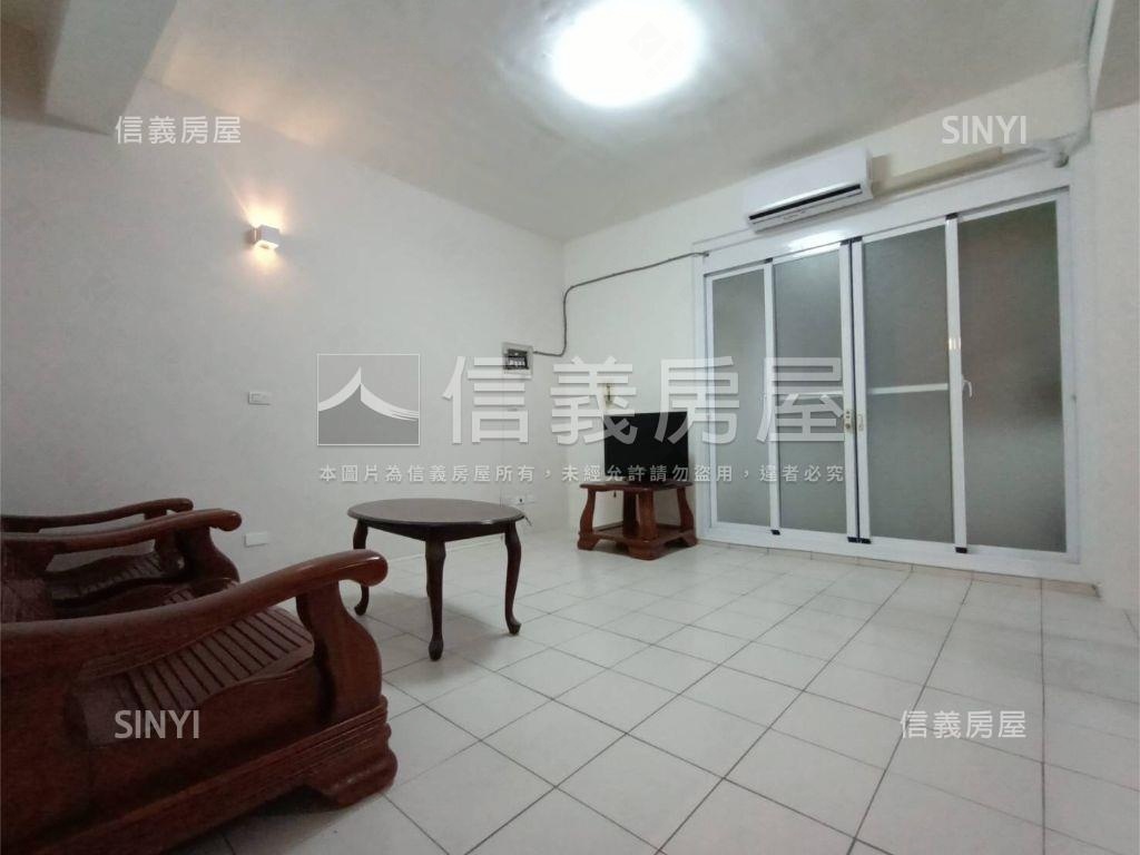 近德賢商圈３樓機能公寓房屋室內格局與周邊環境